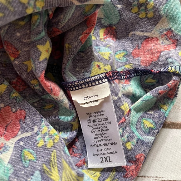 Lularoe Randy tshirt - Picture 3 of 3